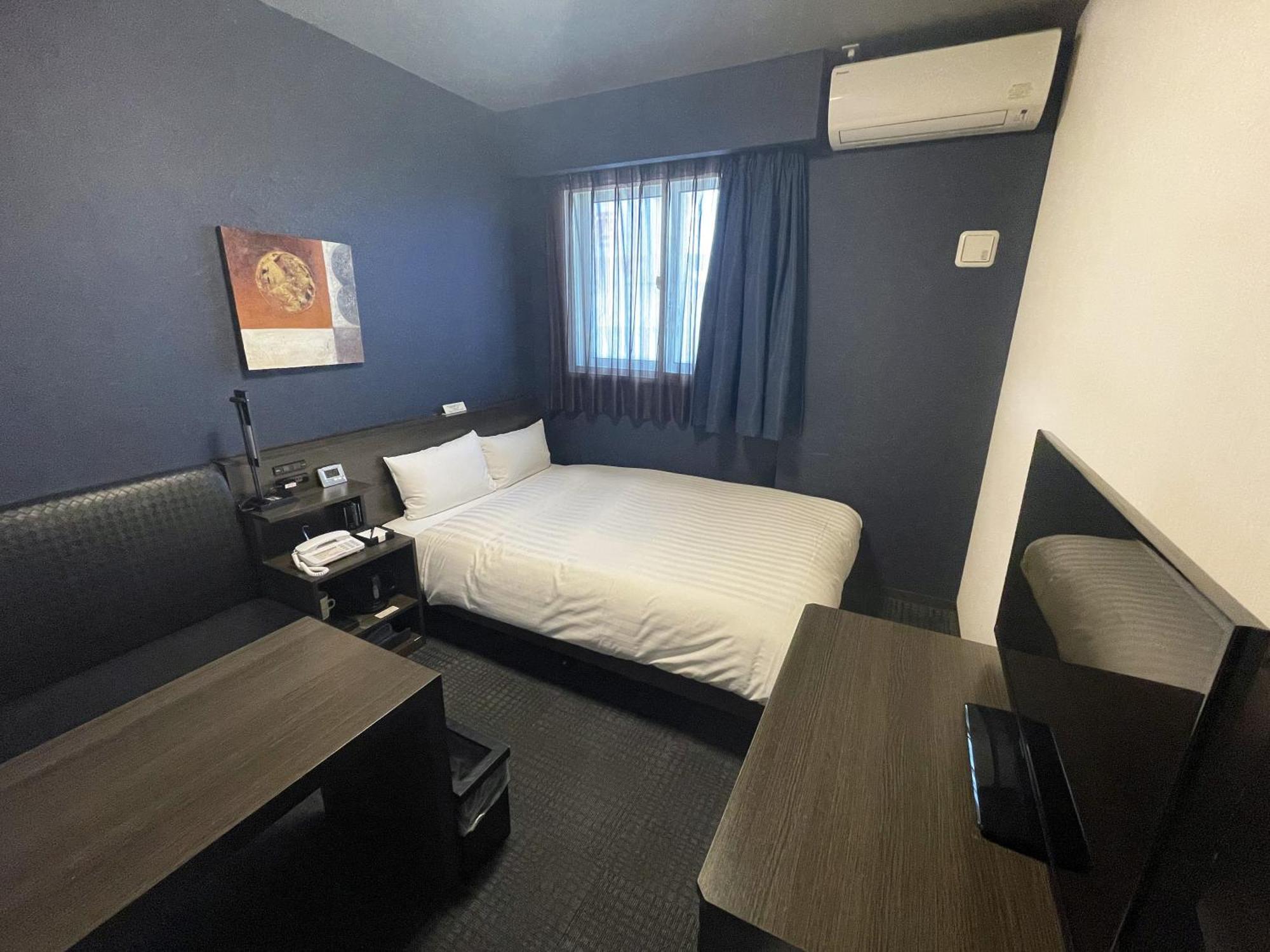 Route Hotel